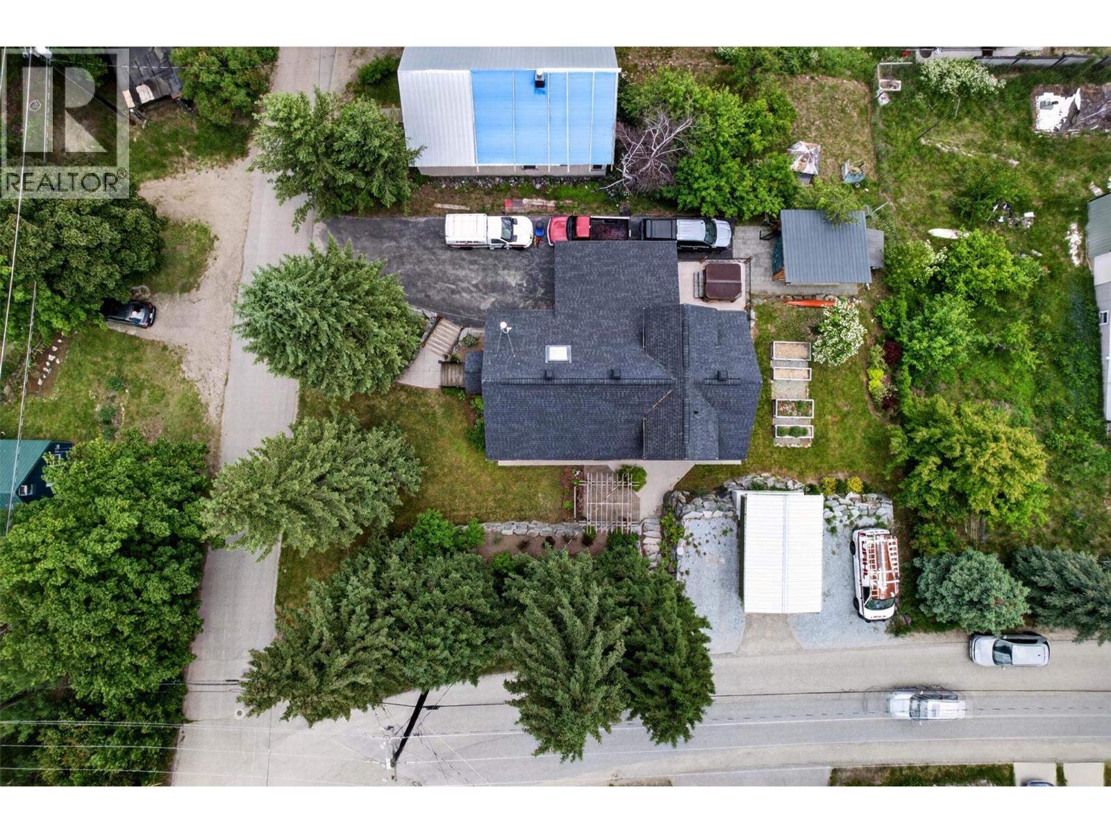 1911 Union Avenue - 67