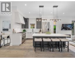 Dining room - 219 Wheeler Avenue, Toronto, ON M4L3V7 Photo 6