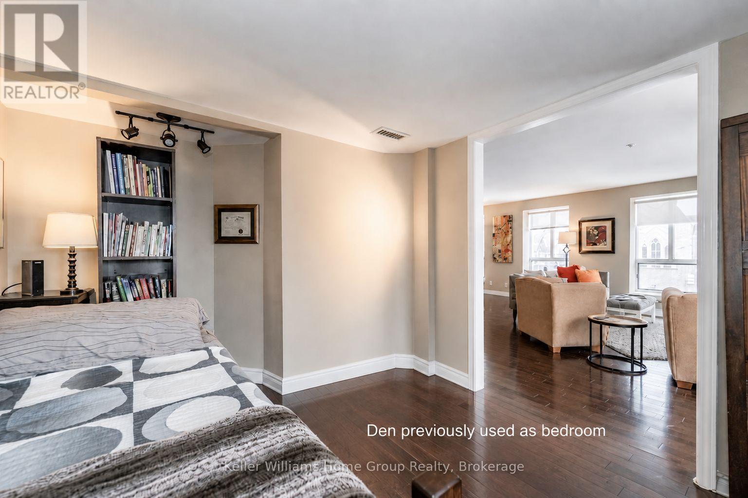 #408 57 SUFFOLK STREET W - 14