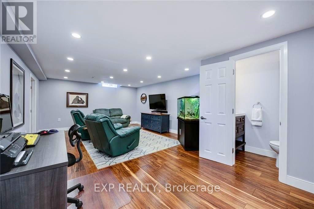 113 OREN BOULEVARD - 6
