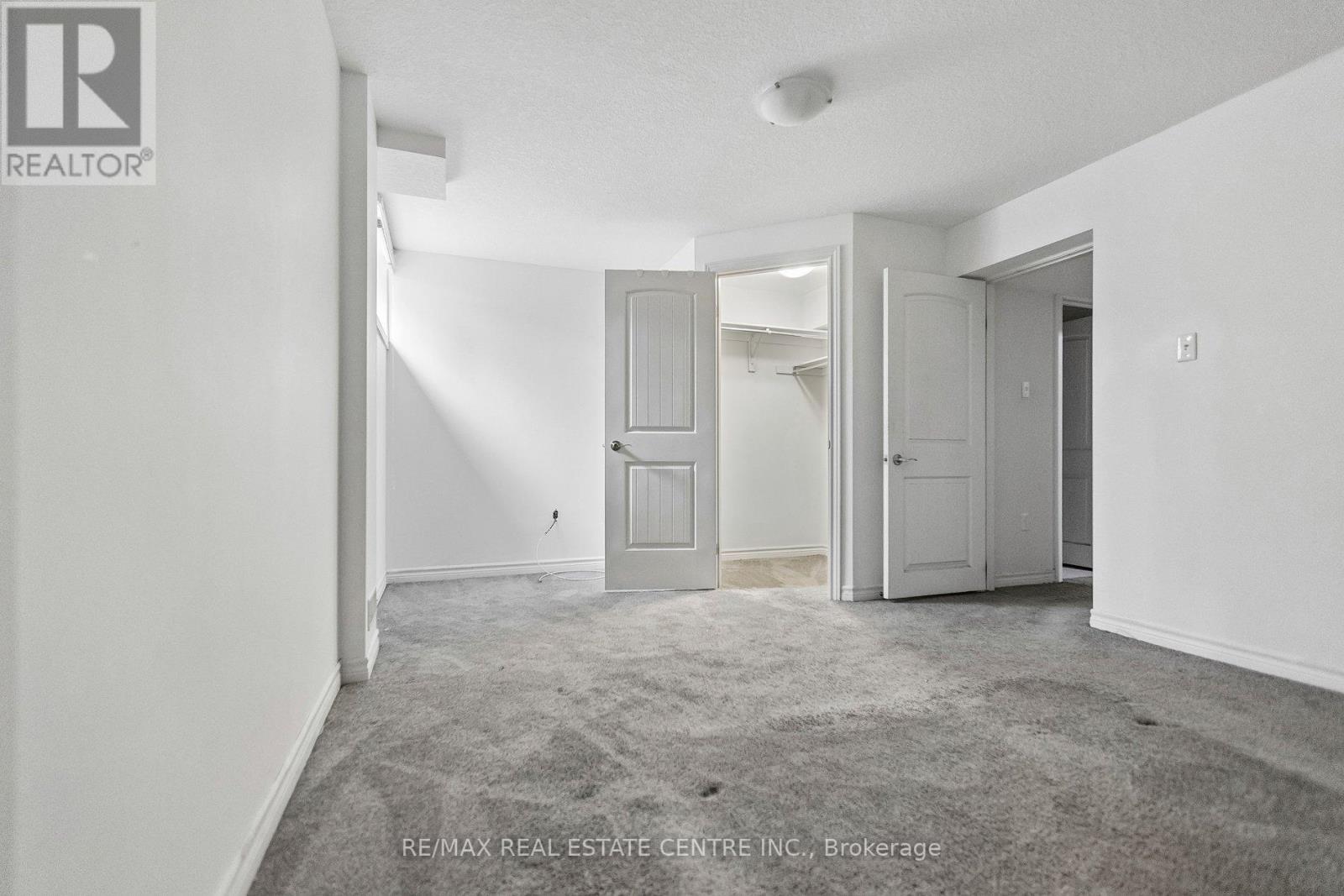 30 OLDFIELD DRIVE - 38
