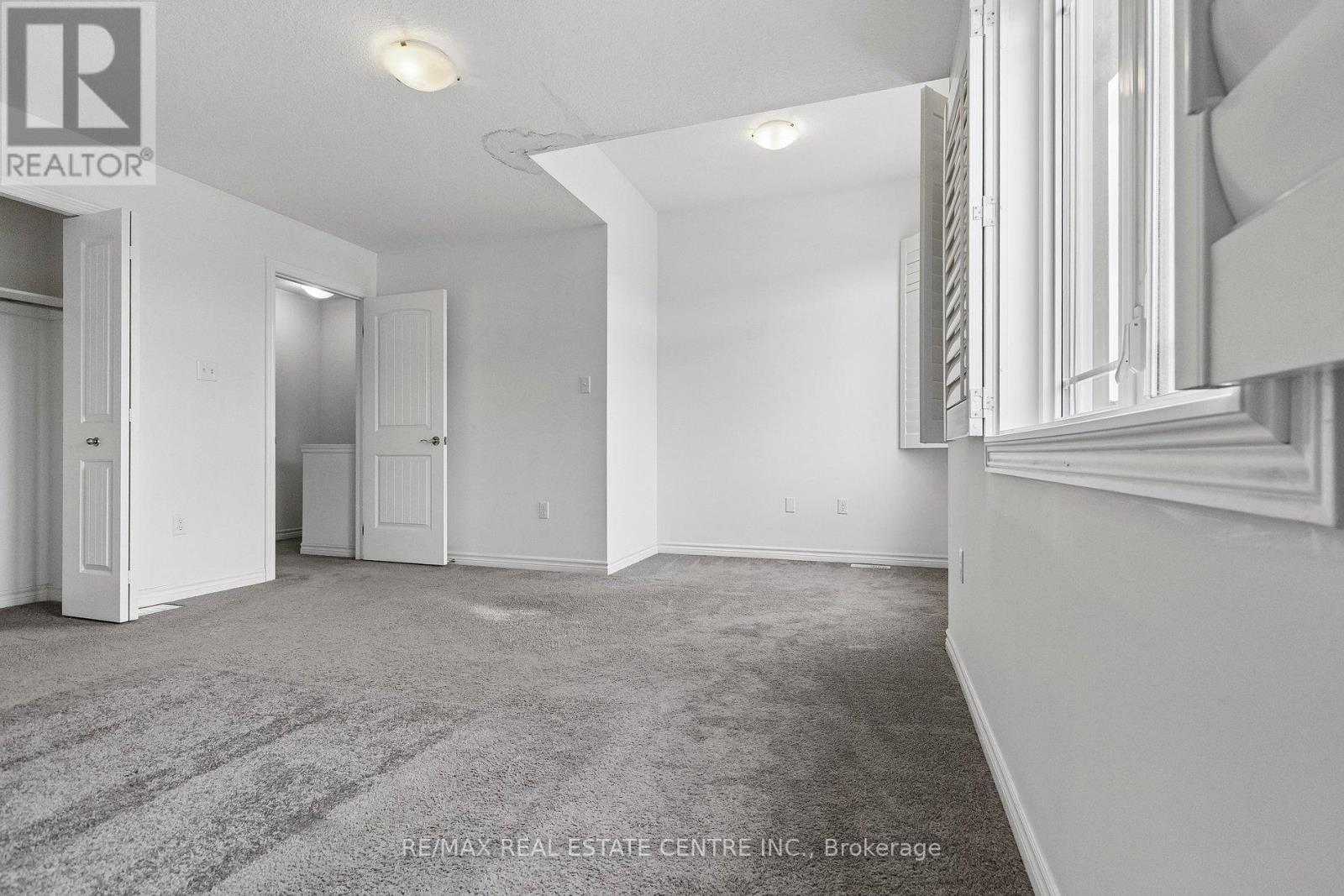30 OLDFIELD DRIVE - 24
