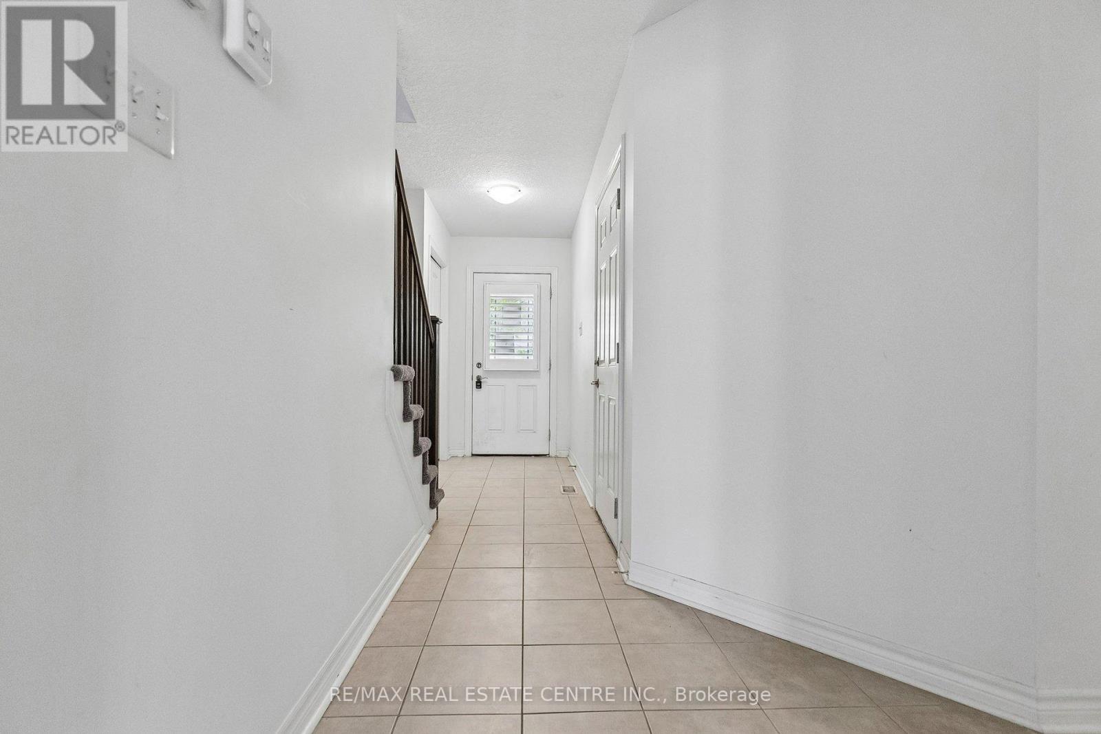 30 OLDFIELD DRIVE - 7
