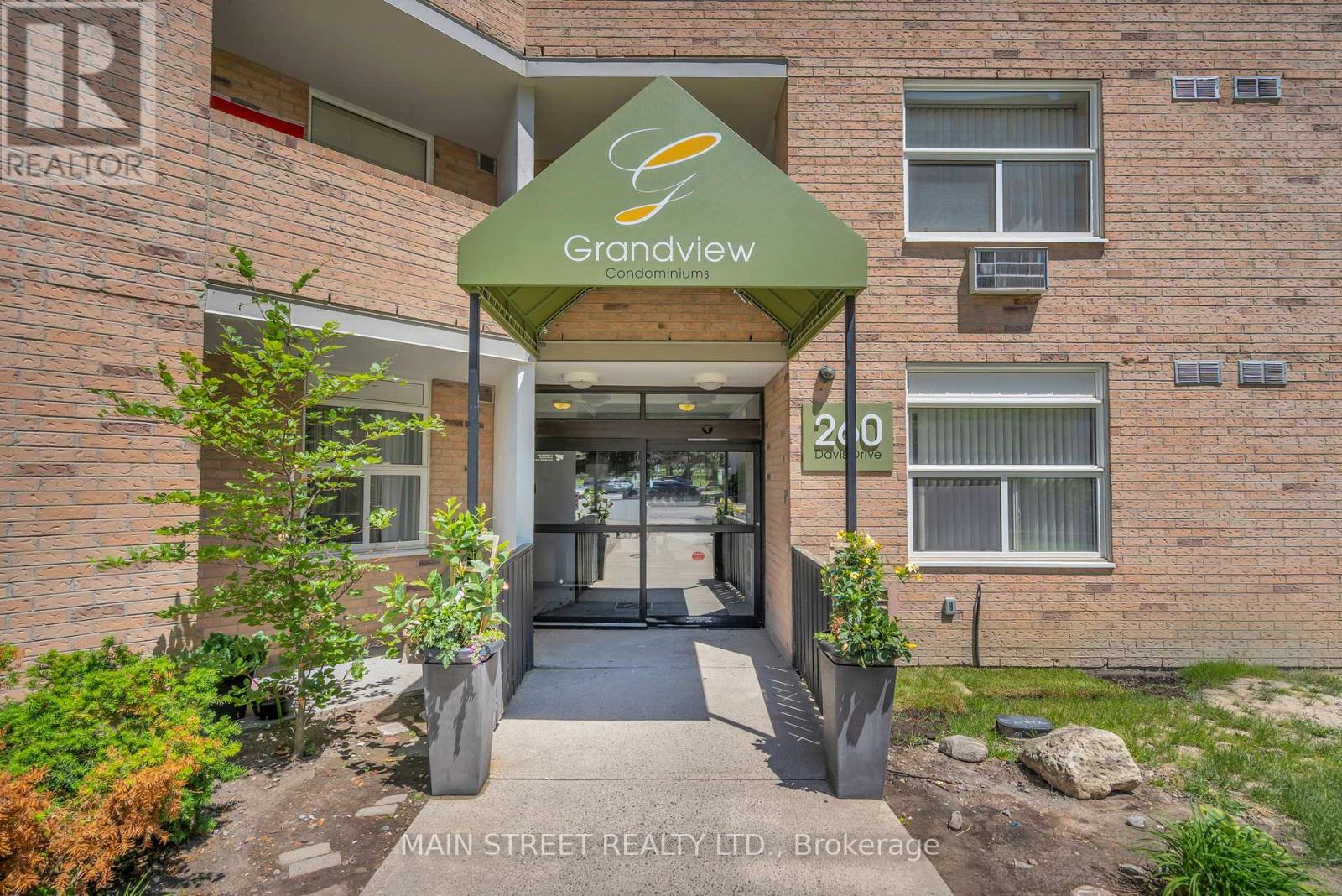 #1008 260 DAVIS DRIVE - 3