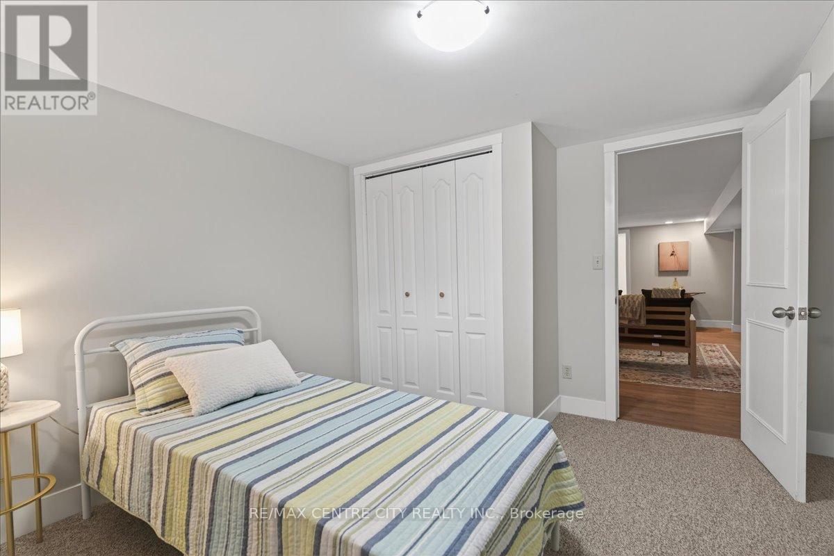 1102 PRINCE PHILIP DRIVE - 33