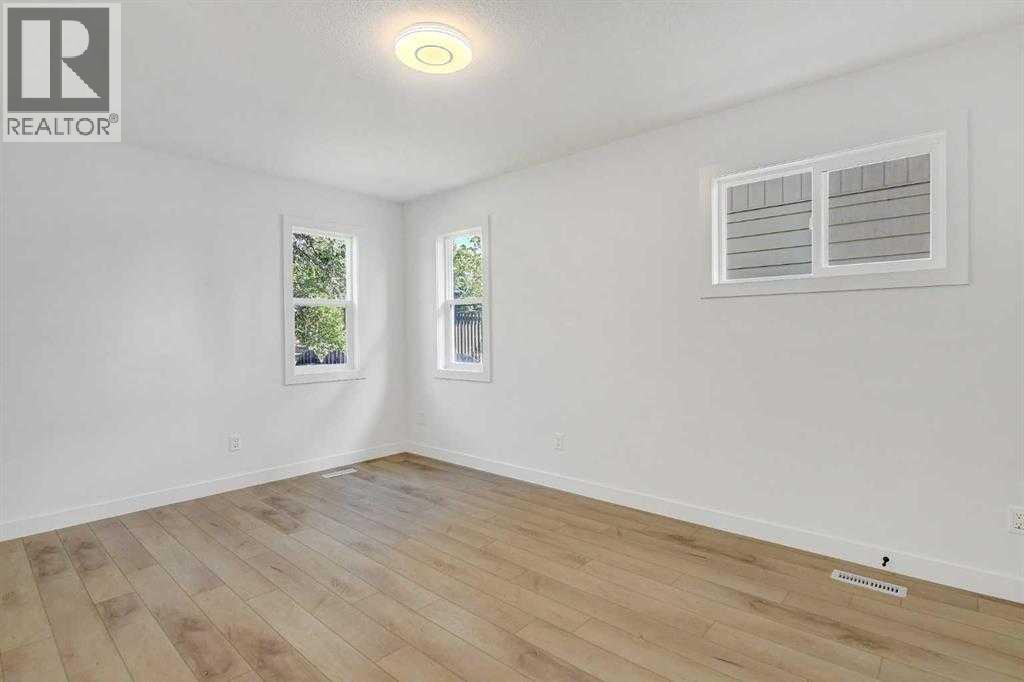 9410 80 Avenue — photo 6