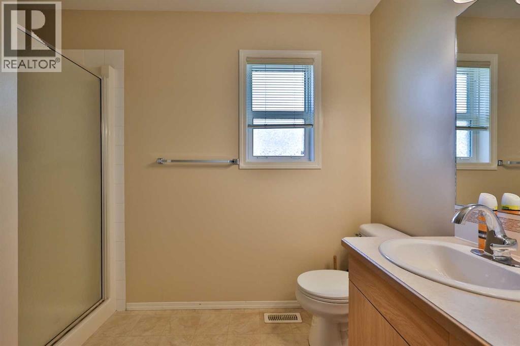 1, 43 Highlands Place W — photo 18