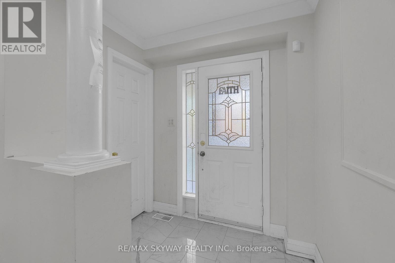 92 CHARLESWOOD CIRCLE - 8
