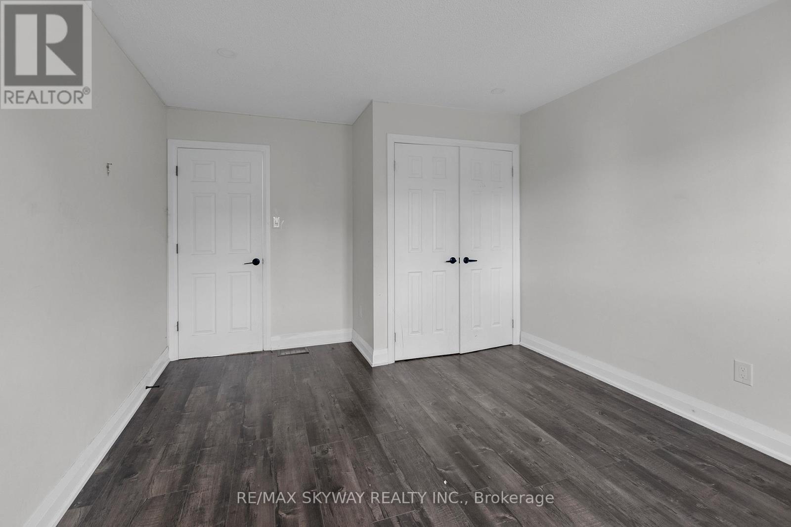 92 CHARLESWOOD CIRCLE - 29