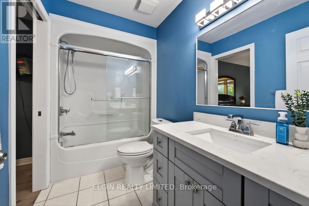 599 WELLINGTON STREET - 15