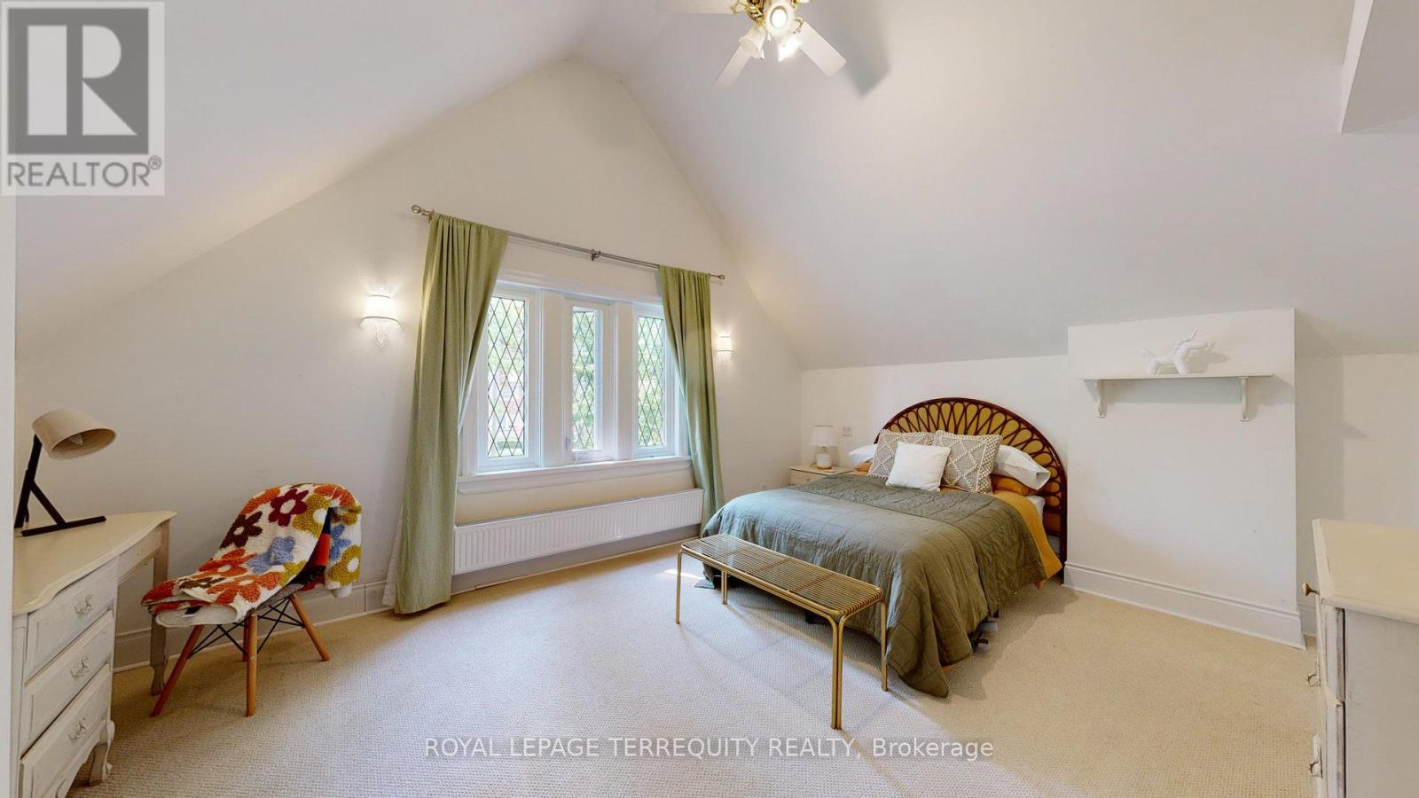 65 BURNHAMTHORPE CRESCENT - 26