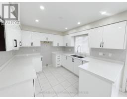 Kitchen - 127 Barleyfield Road, Brampton, ON L6R2J4 Photo 12