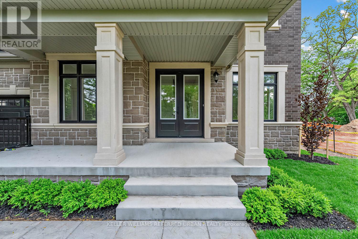 1429 DUNDAS CRESCENT - 3