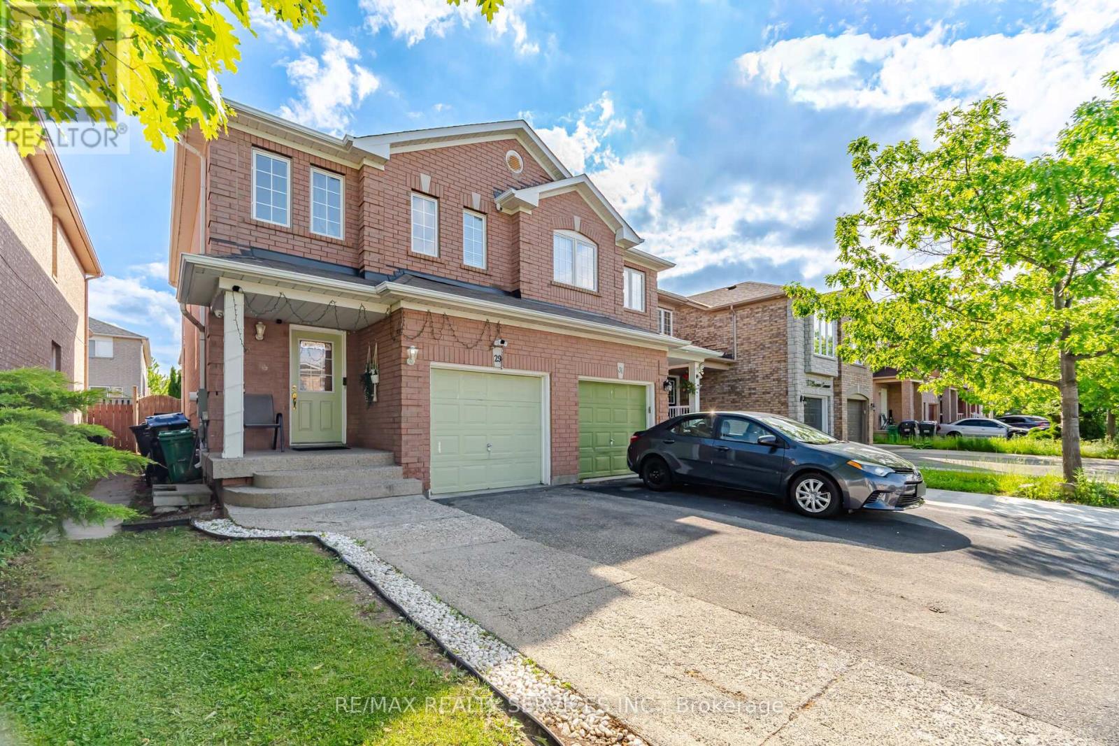 29 LONESTAR CRESCENT - 2