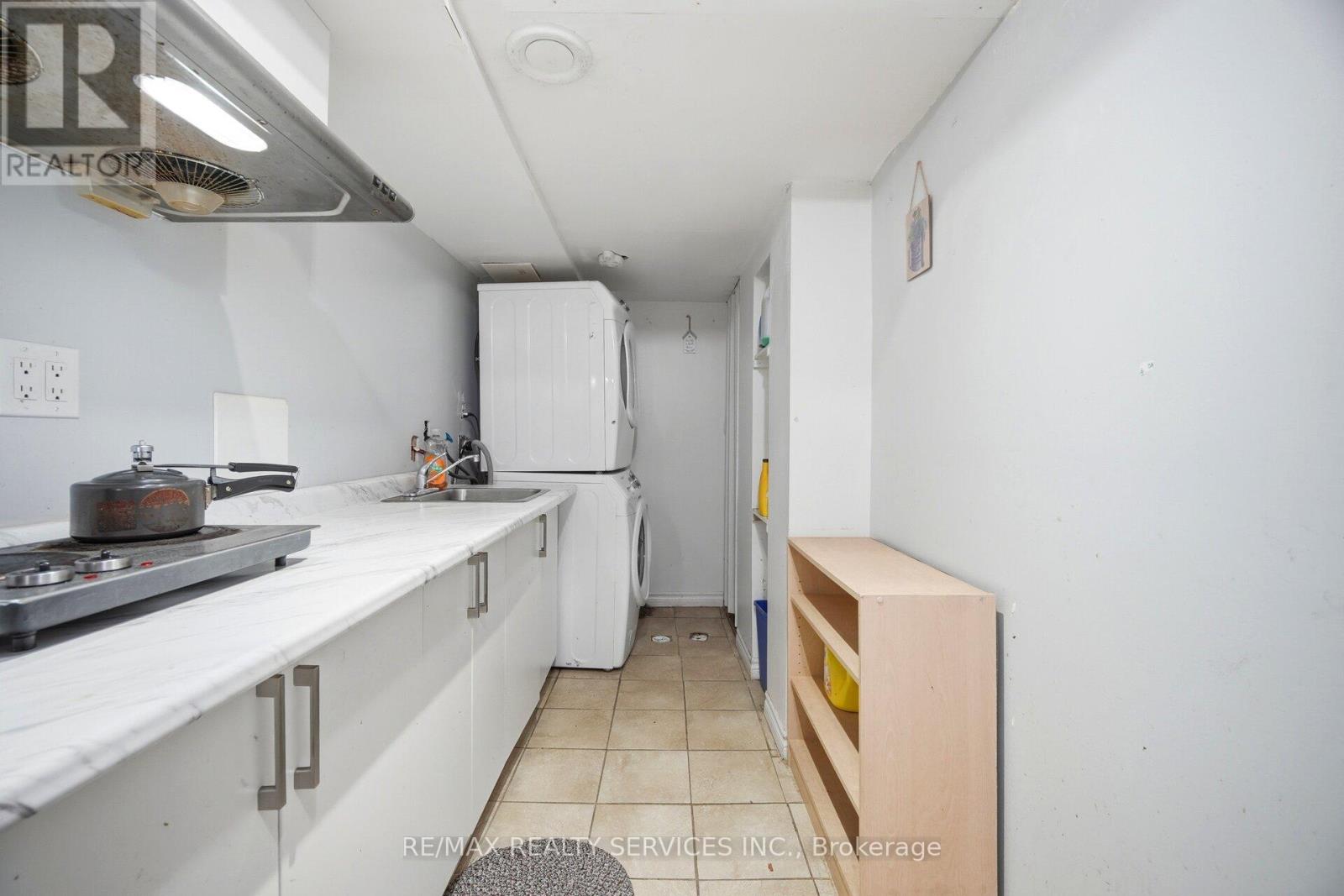 29 LONESTAR CRESCENT - 35