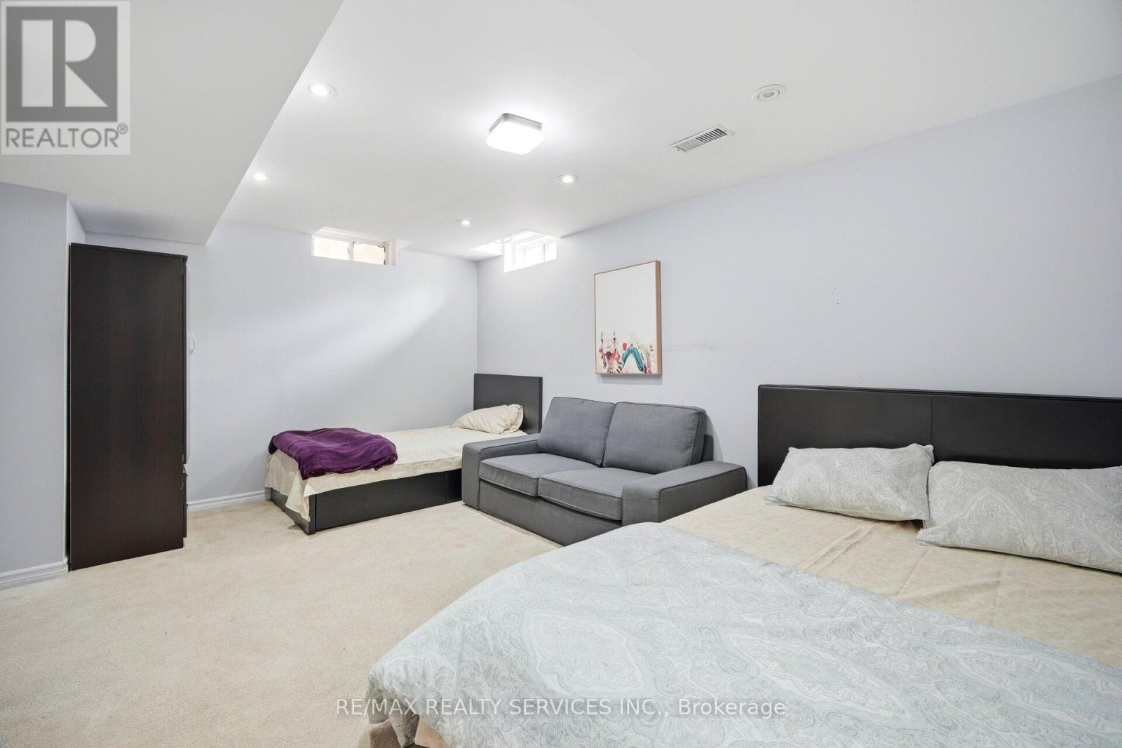 29 LONESTAR CRESCENT - 42
