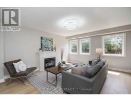 2425 Nichols Drive, Oakville, ON L6H6T2 Photo 14