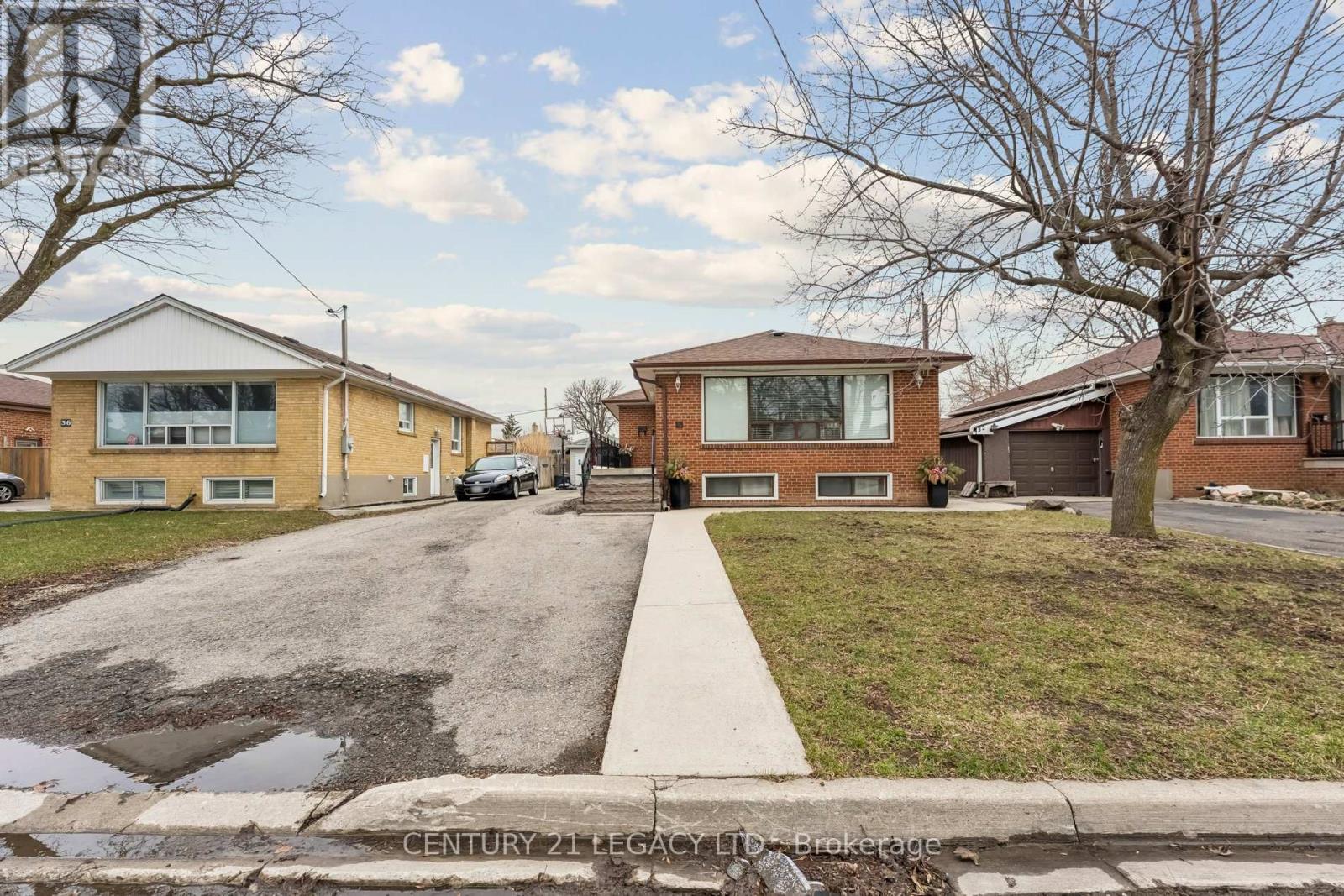 34 CUMBERLAND DRIVE - 1