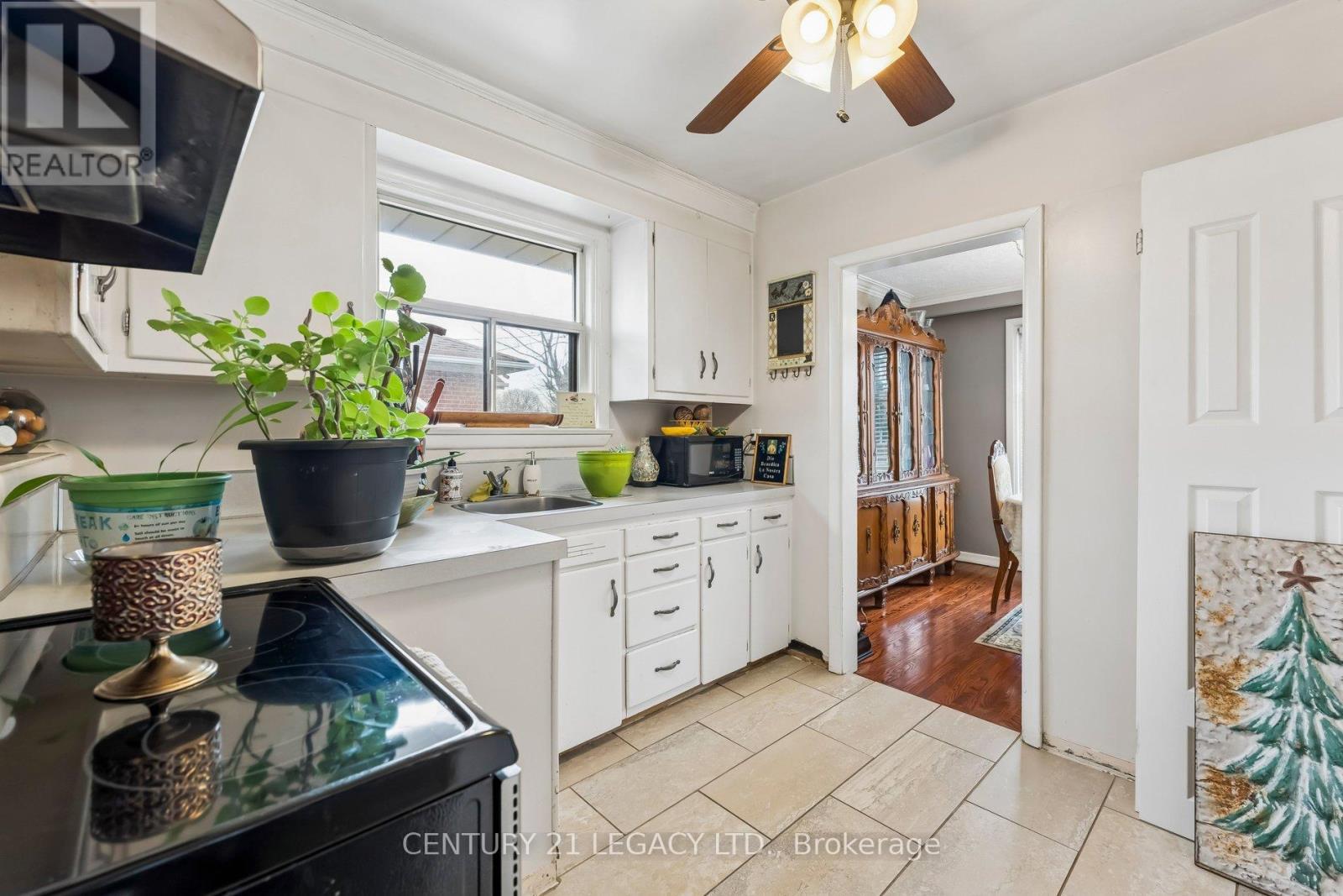 34 CUMBERLAND DRIVE - 14