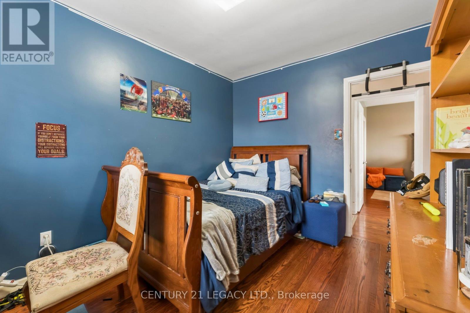 34 CUMBERLAND DRIVE - 21