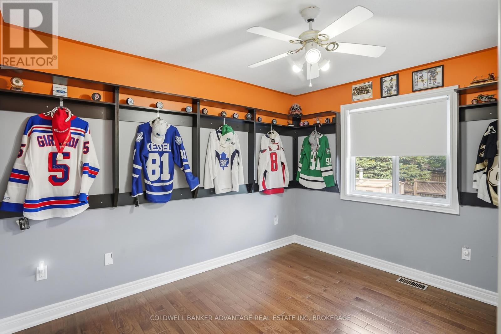 9 BACON LANE - 17