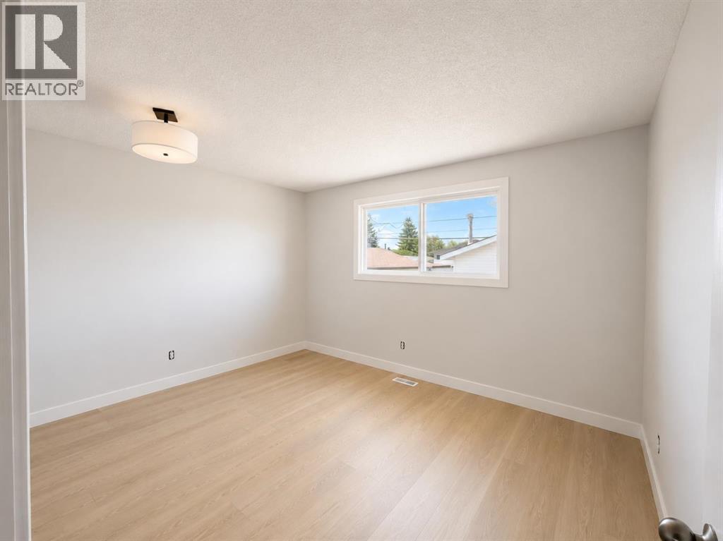 215 Penbrooke Way SE - 13