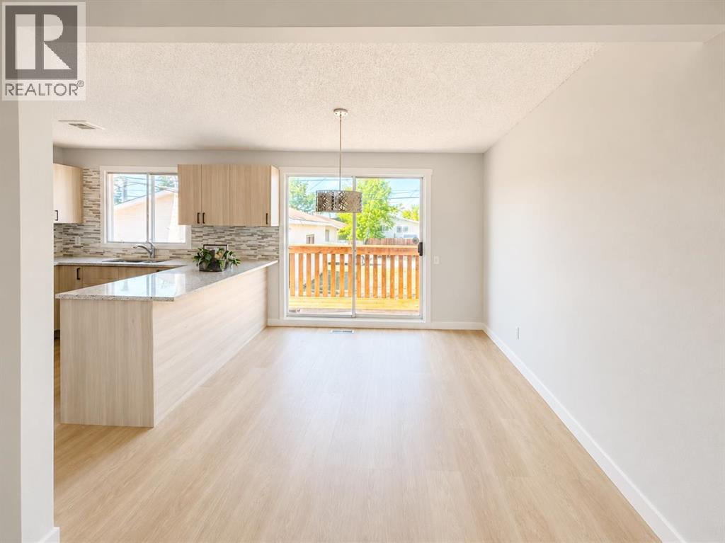 215 Penbrooke Way SE - 9
