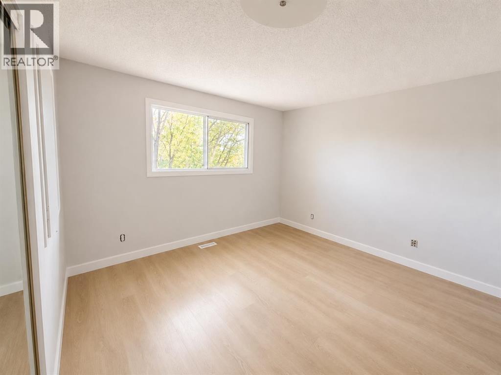 215 Penbrooke Way SE - 14