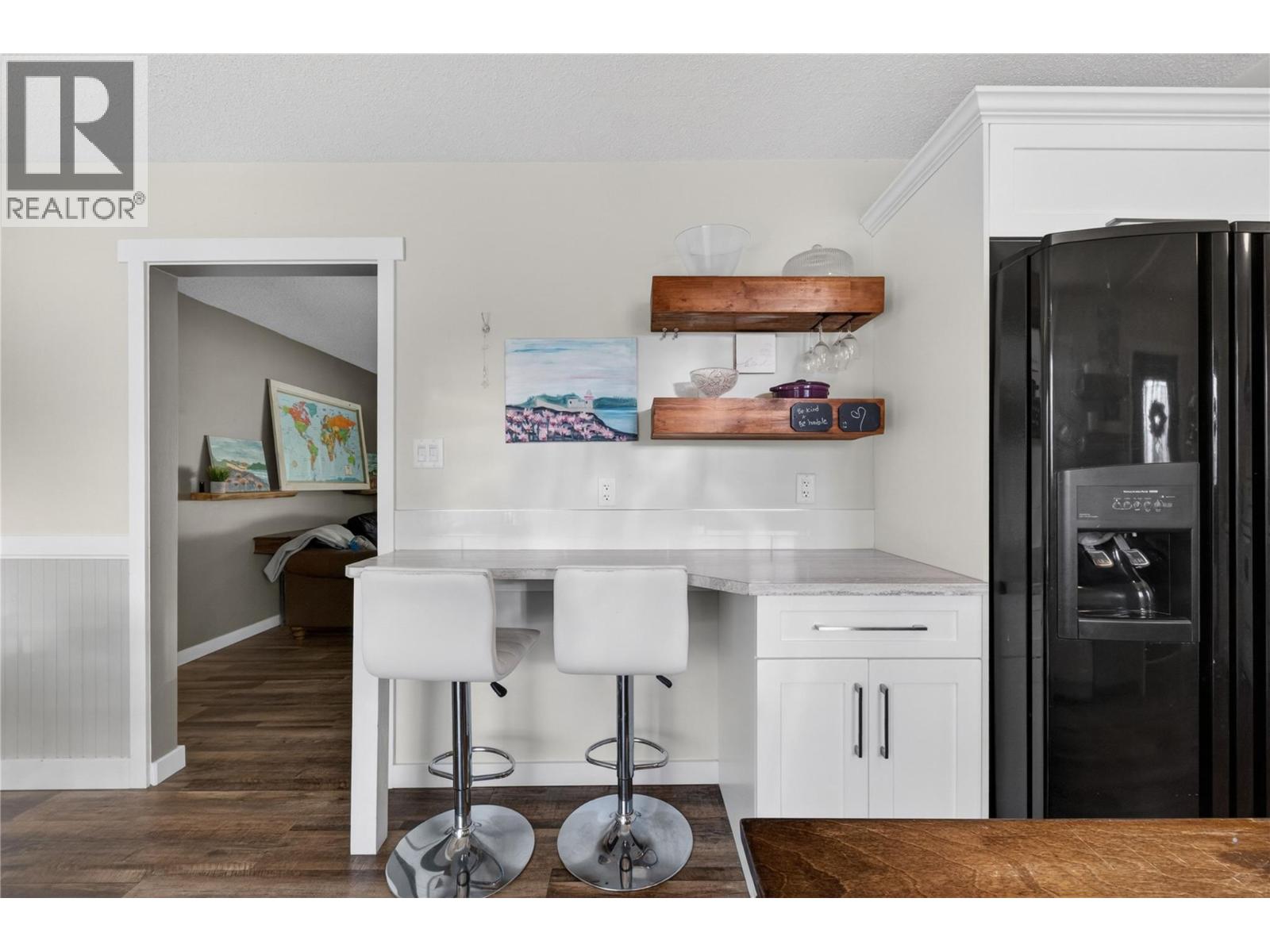 691 3 Street SE - 11