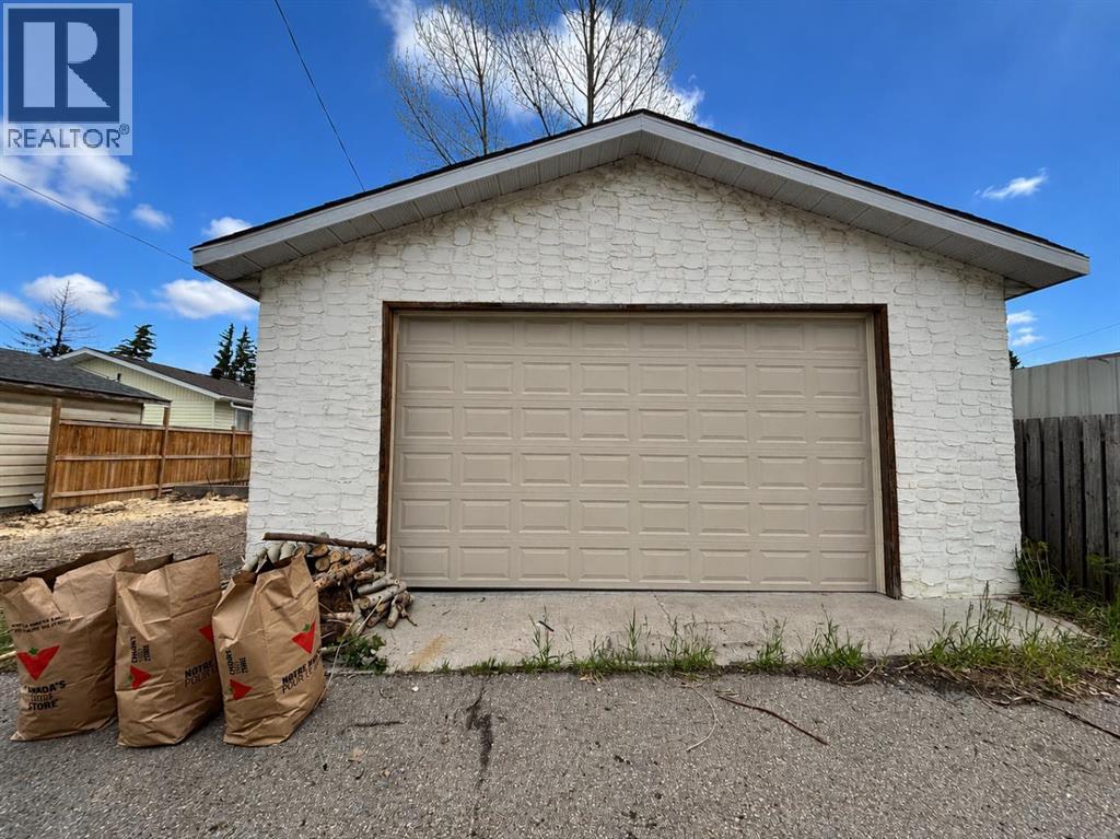 215 Penbrooke Way SE - 24