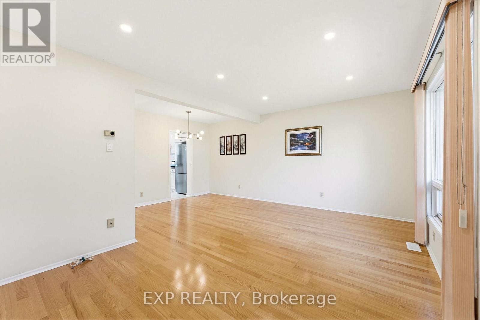 3 Bed, 2 Bath House for Sale in Ottawa – A – 10 FIELDGATE DRIVE, Ottawa – MLS# X13431770 - Image 15