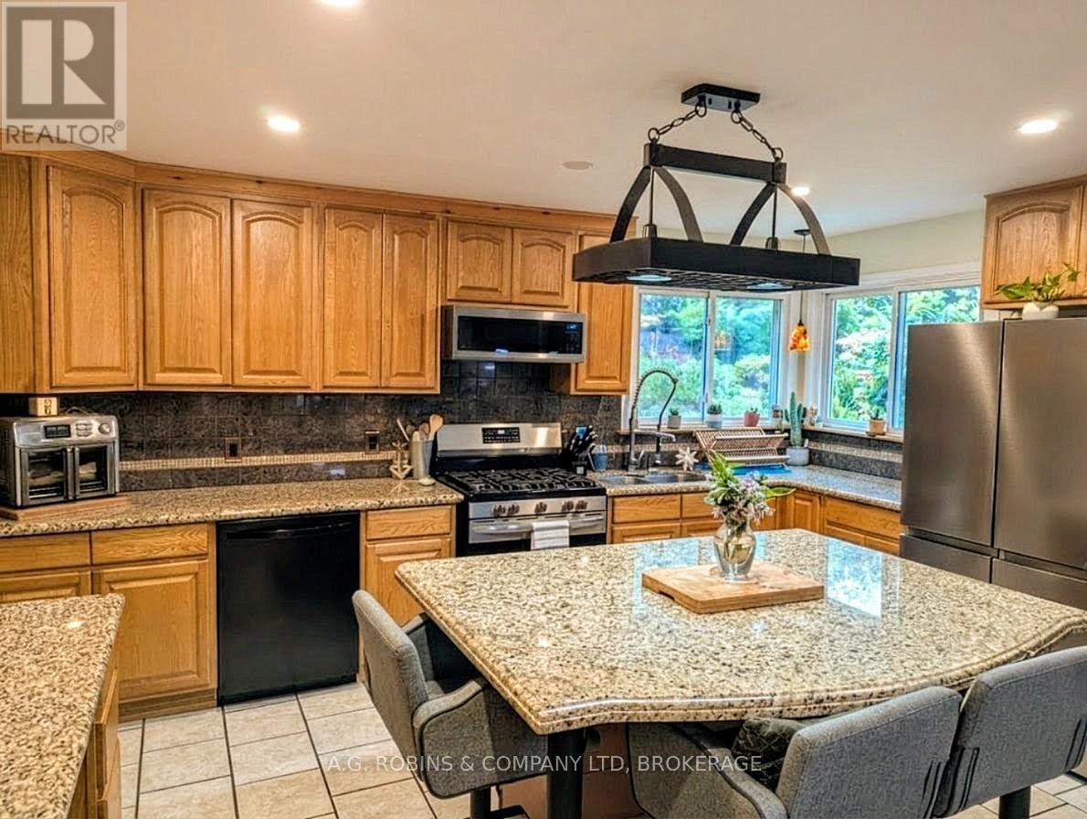 3119 #3 HIGHWAY E - 8