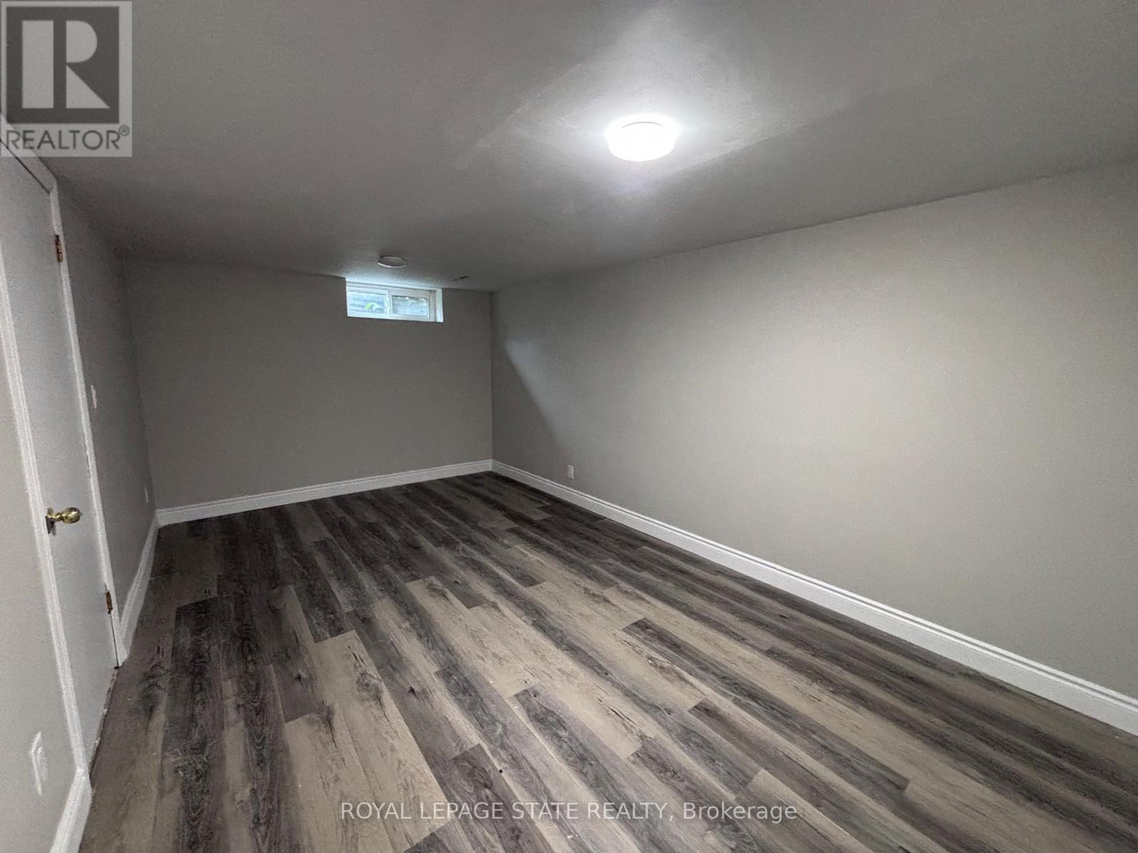 #4 153 LIMERIDGE ROAD W - 17