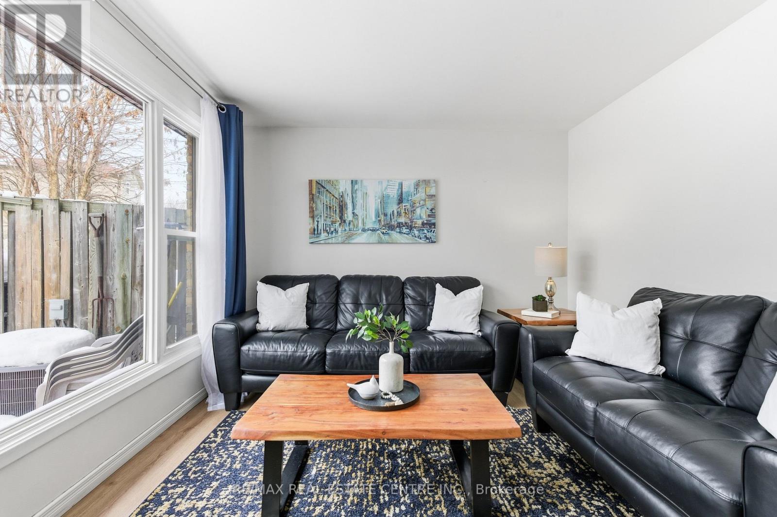 #22 210 GLAMIS ROAD - 13