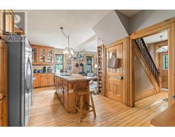 Kitchen - 954399 7th Line Ehs, Mono, ON L9W6G1 Photo 9