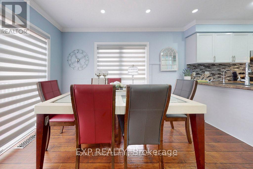 66 CHATEAU CRESCENT - 12