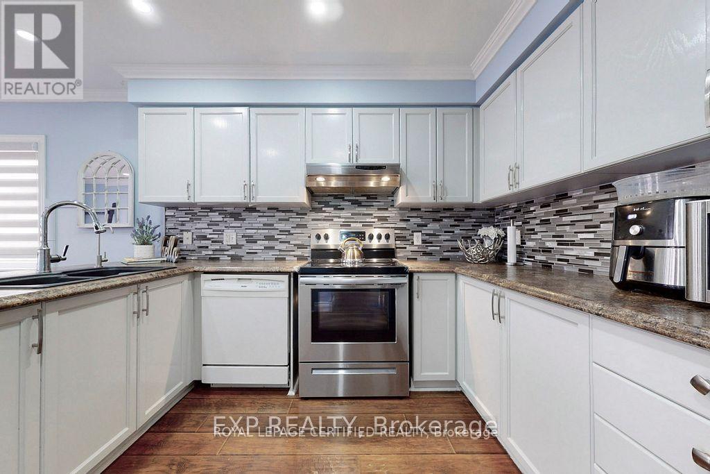 66 CHATEAU CRESCENT - 15