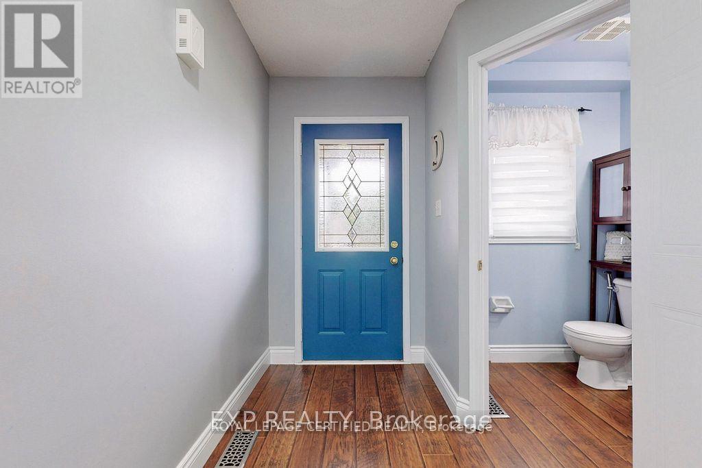 66 CHATEAU CRESCENT - 19