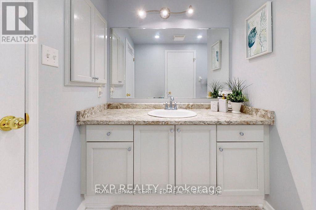 66 CHATEAU CRESCENT - 22