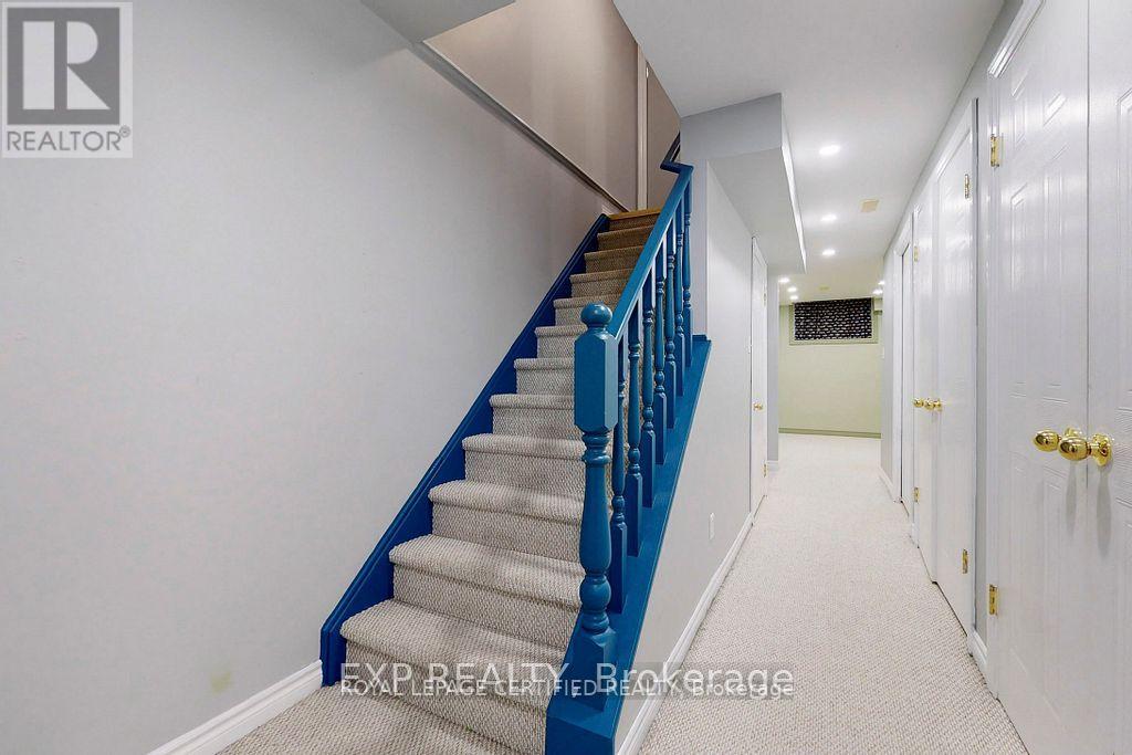 66 CHATEAU CRESCENT - 24