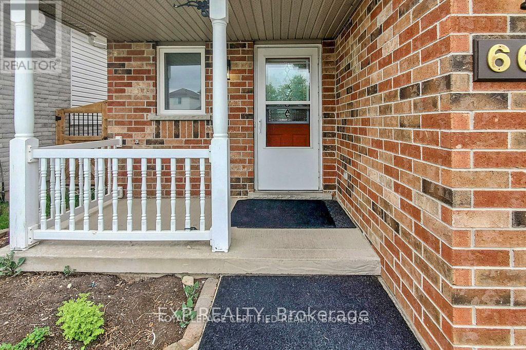 66 CHATEAU CRESCENT - 5