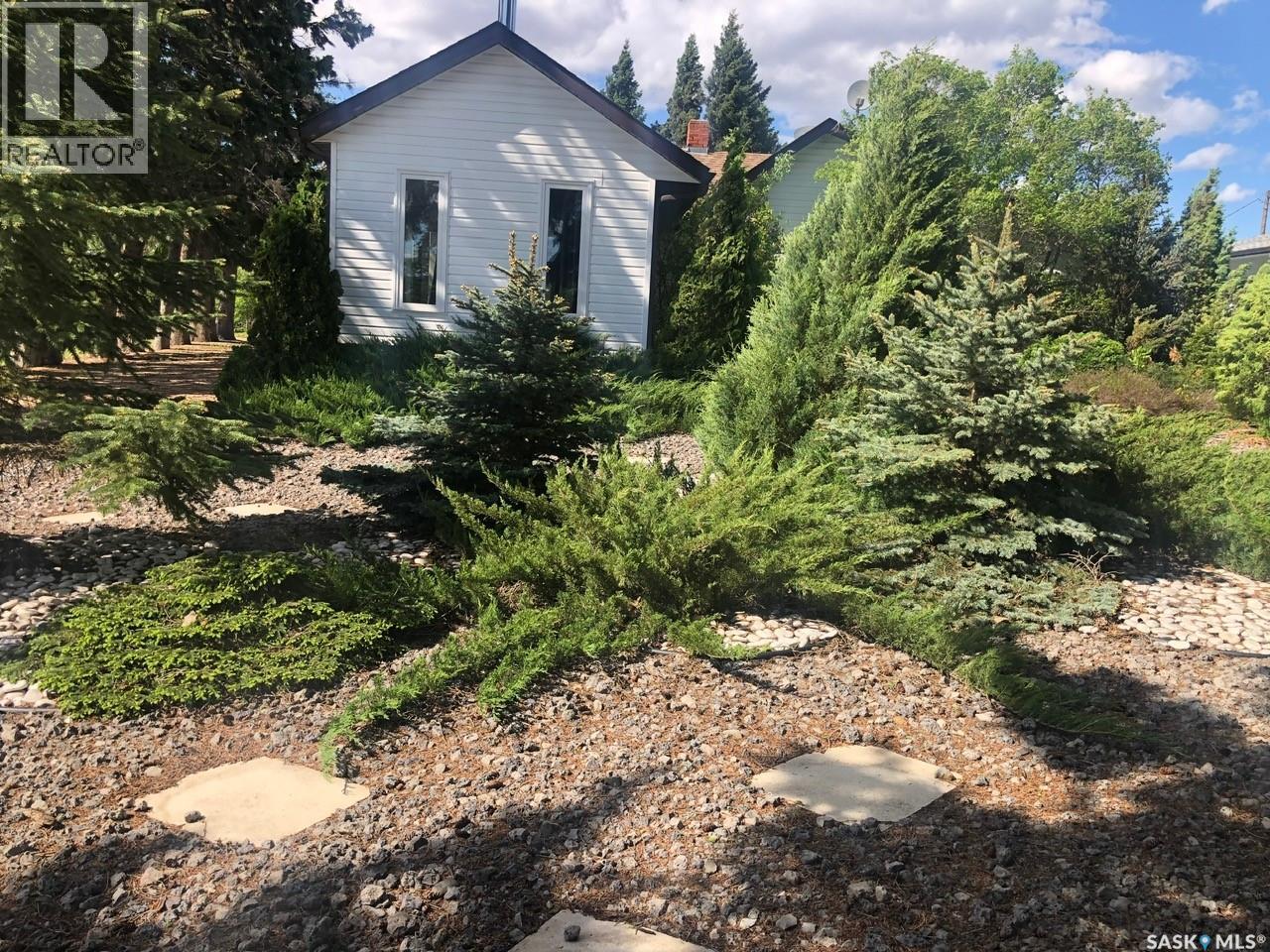 224 Service ROAD W — photo 21