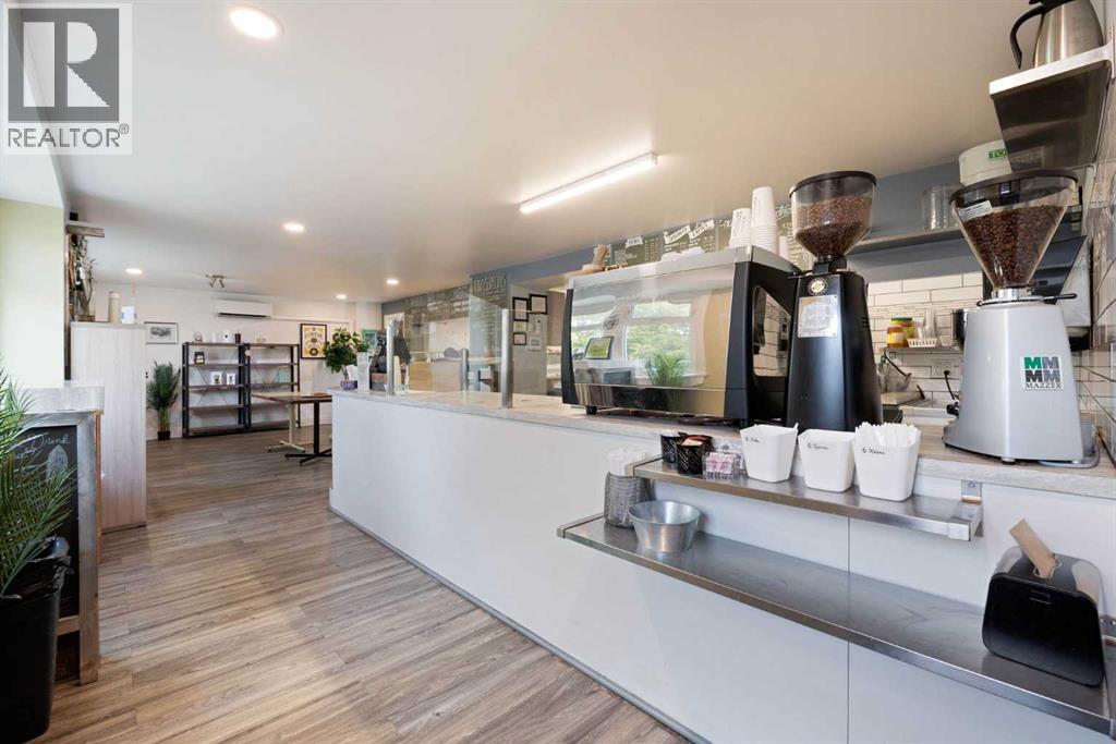 10015 MAIN Street — photo 15