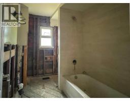 2000 Austin Avenue, Coquitlam, BC V3K3R6 Photo 17