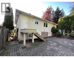 2000 Austin Avenue, Coquitlam, BC V3K3R6 Photo 12