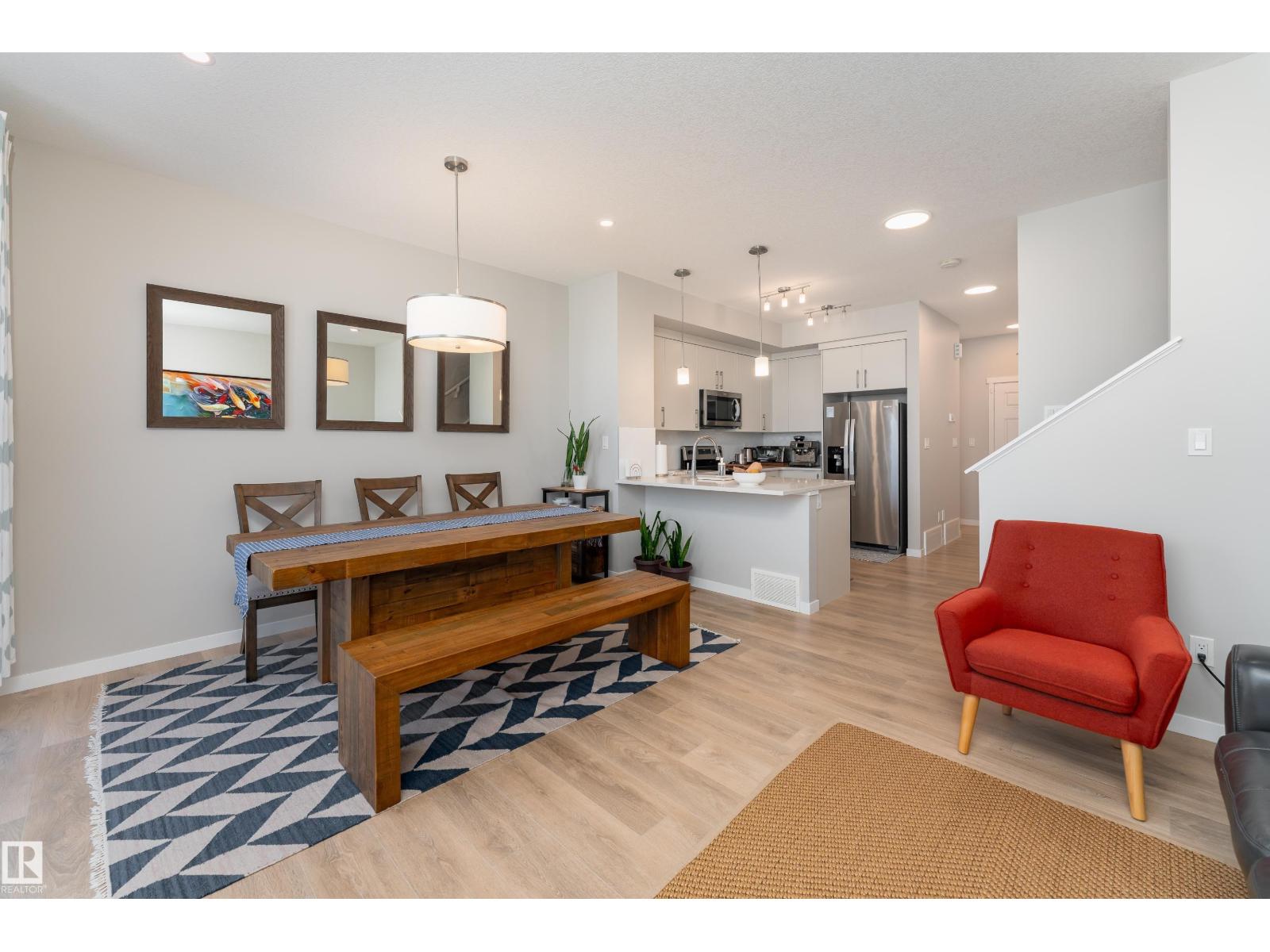2520 152 AV NW — photo 10