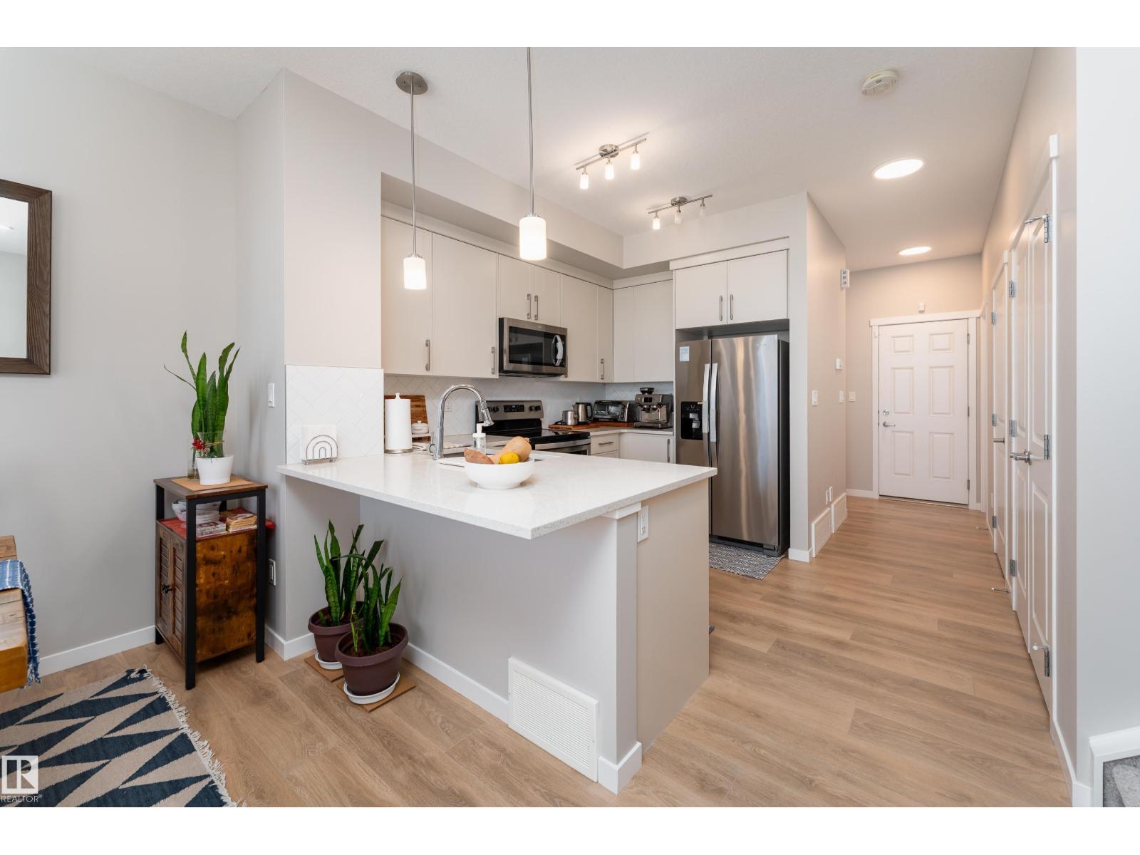 2520 152 AV NW - photo 3