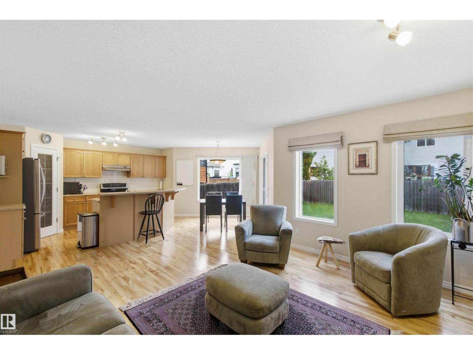 391 FOXBORO DR — photo 10