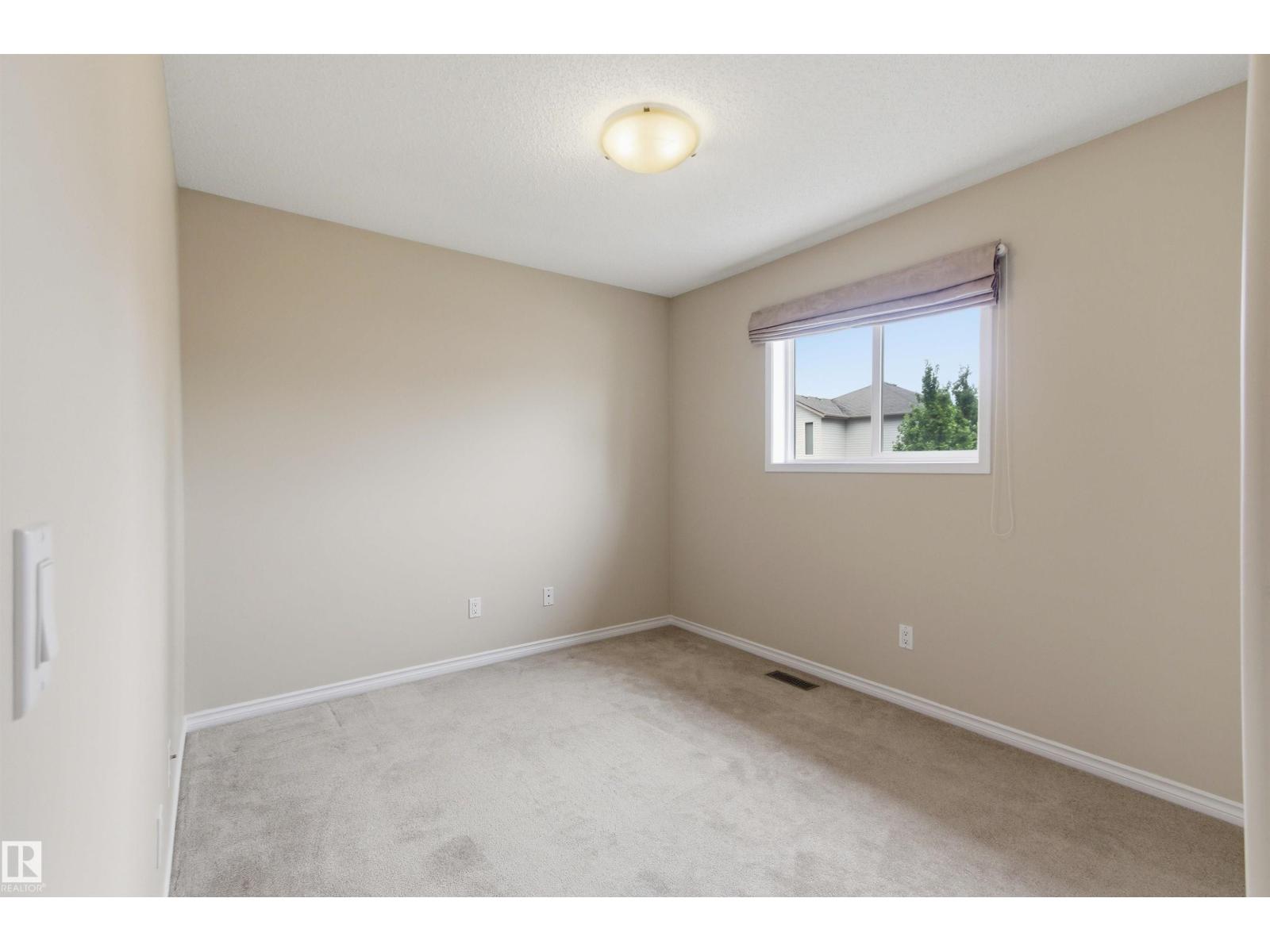 391 FOXBORO DR — photo 33