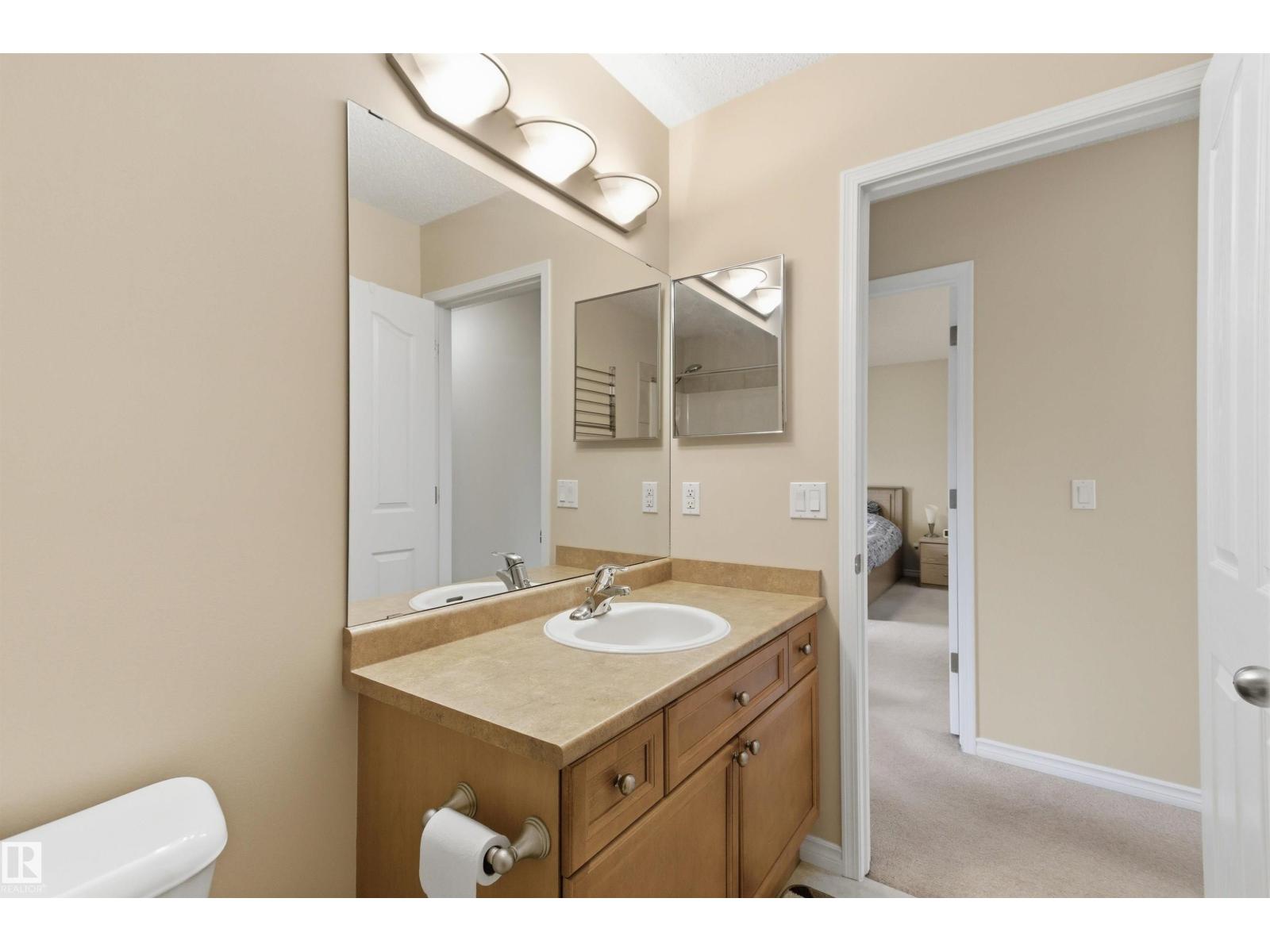 391 FOXBORO DR — photo 38